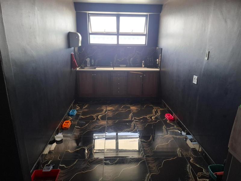 Commercial Property for Sale in Killarney Industria Western Cape
